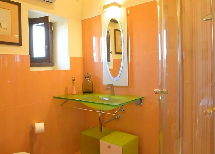 Porta Coi Sassi 아파트 *